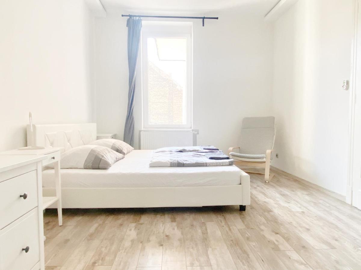 Luxury Apartment In The Centre Ac Parking Garden Budapest Esterno foto